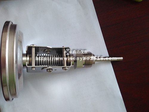 雙金屬溫度計中的可動外螺紋是什么？