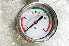 頂部接口的全鋼充油壓力表成功案例